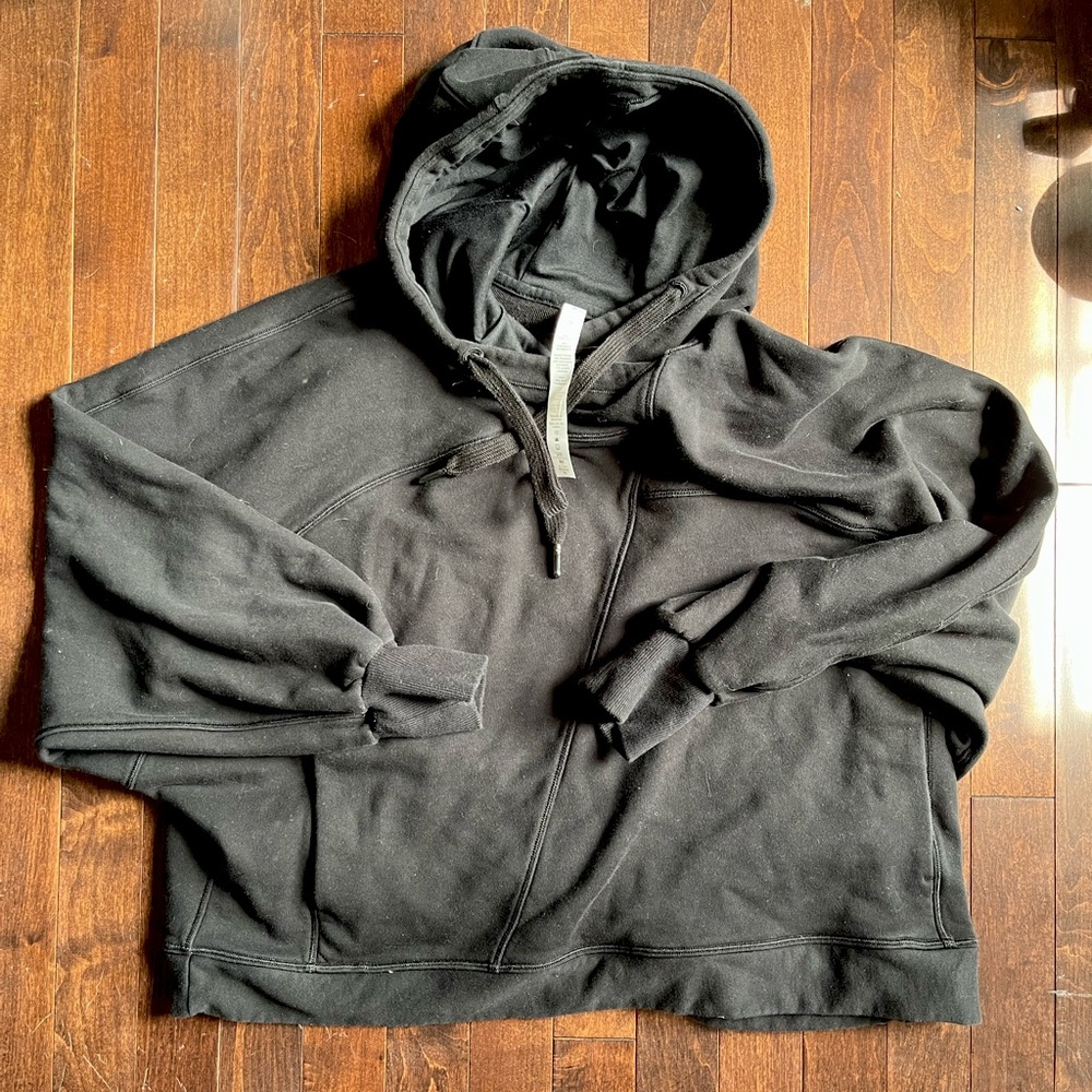LULULEMON black cropped hoodie SIZE:XS/S